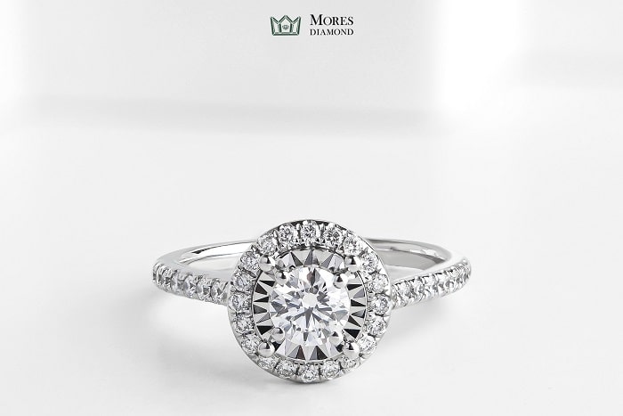 Ilustrasi cincin berlian - Mores Diamond